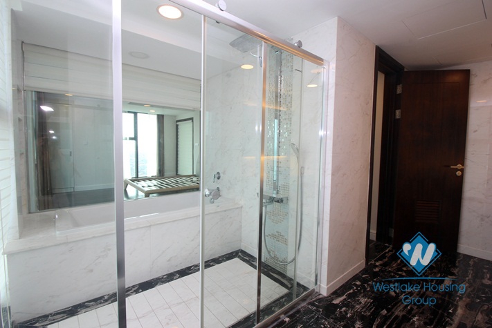 Modern duplex apartment for rent in city centre